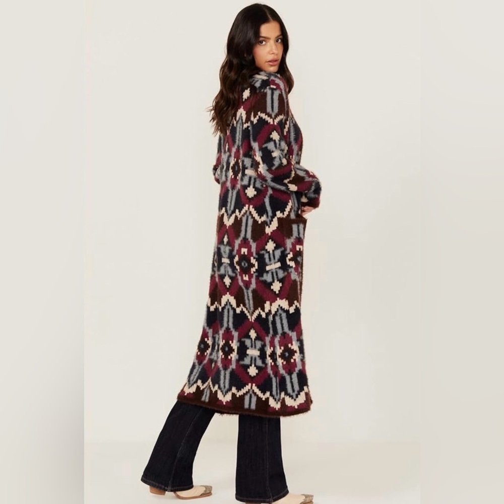 NWT Shyanne Southwestern Print Fuzzy Long Knit Cardigan Sweater - large